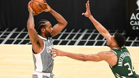 “高志丹局长宣布：今年全国青少年田径运动会即将举行”